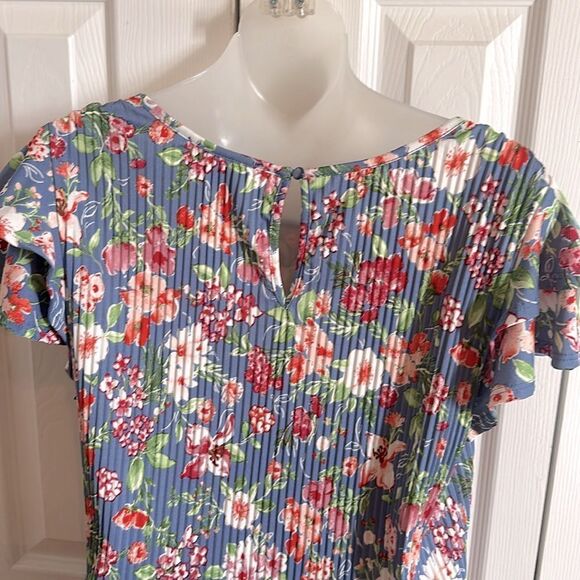 Fyve Floral Silky Blue Top Blouse Shirt Boho Ribbed Design Small S NWT - Picture 6 of 6